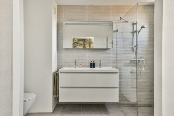 Medium property photo - Laan van Vlaanderen 112, 1066 KS Amsterdam